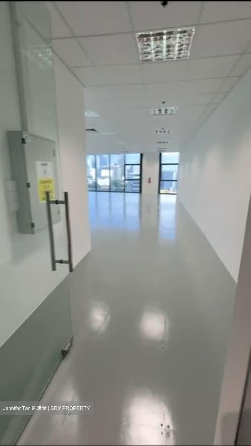 Visioncrest (D9), Office #538108111